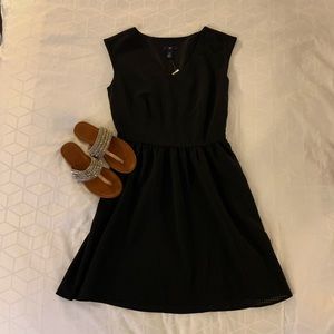 GAP Black flare dress NWT!